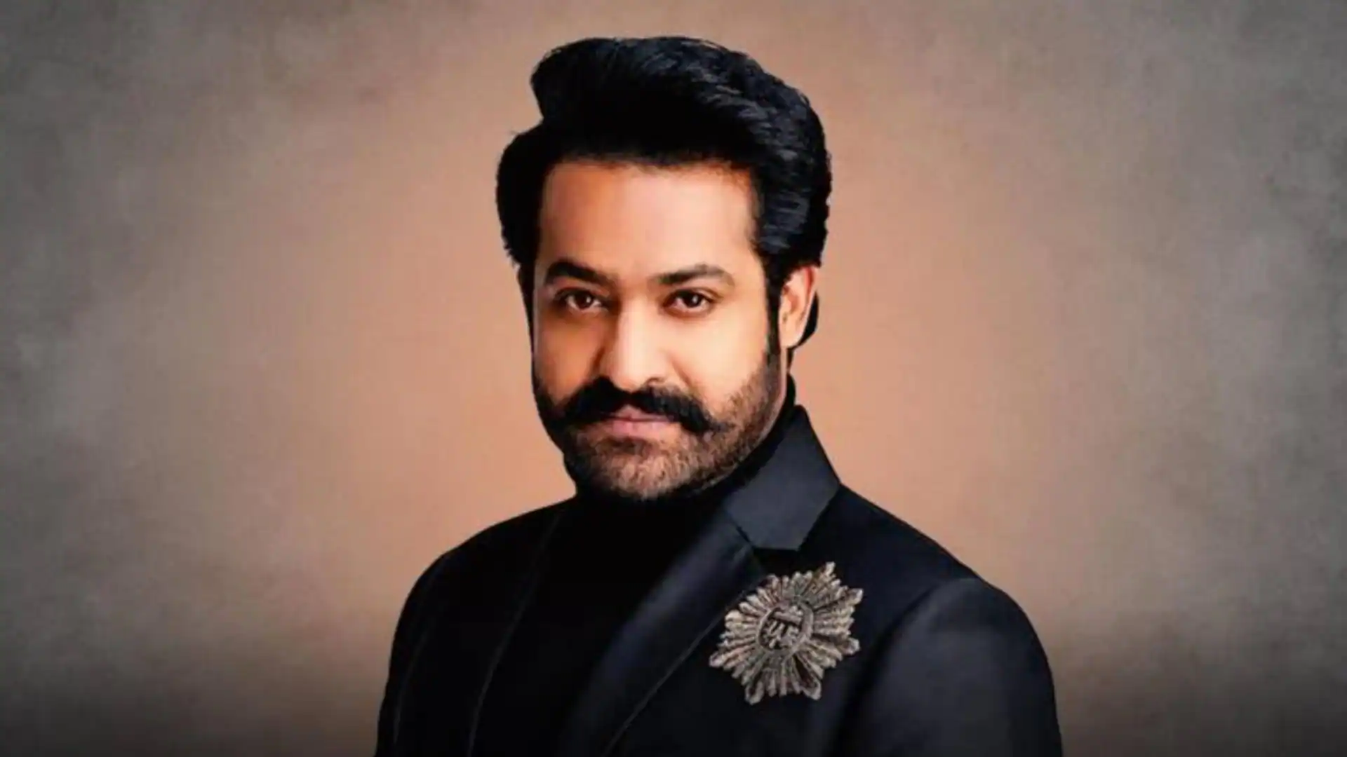 NTR जूनियर करेंगे बिना बॉडी डबल के खतरनाक स्टंट